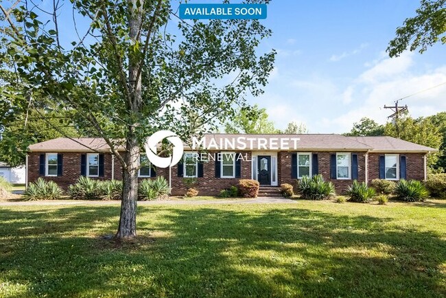 Primary Photo - 135 Dundee Dr