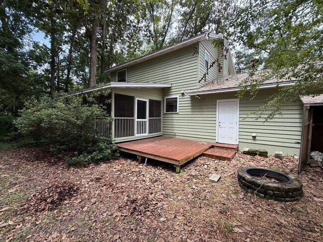 Building Photo - 2 Story Home in Heatherwood