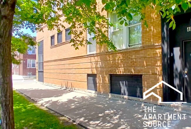 Building Photo - 4050 W Hirsch St