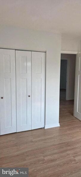 Building Photo - 165B Leeds Ct W