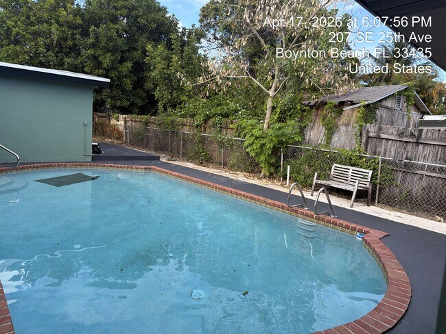 Building Photo - 207 Boynton Property