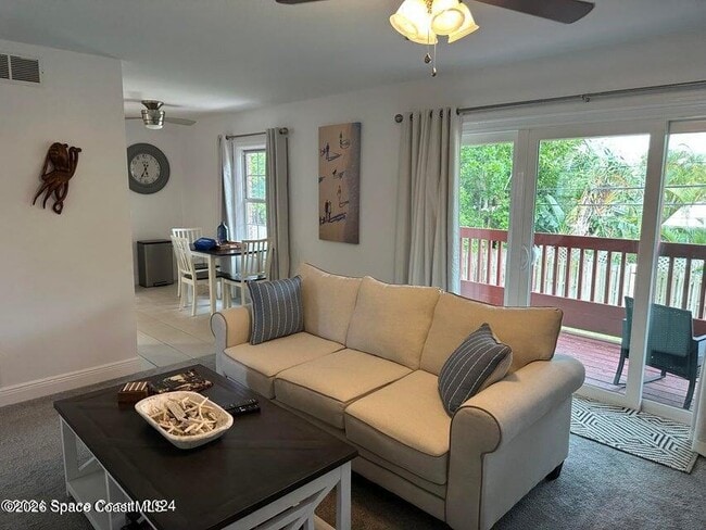 Building Photo - 911 S Colonial Ct