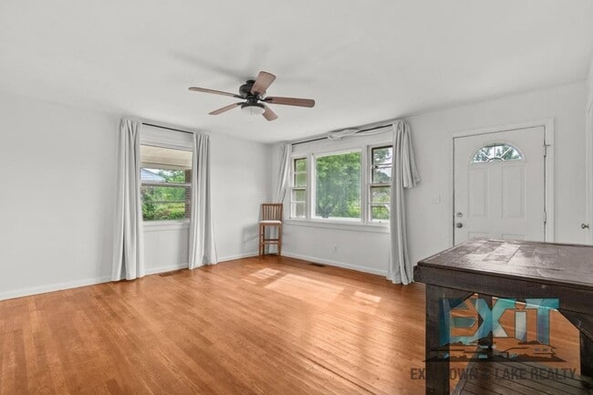 Building Photo - Charming 3BR Home in Jarratt - Convenient Location Near I-95