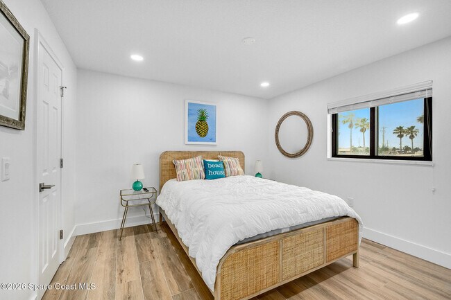 Building Photo - 1465 Jimmy Buffett Mem Hwy