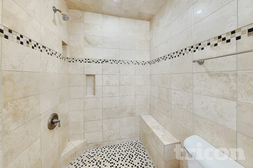 Building Photo - 1392 S Akron Ct