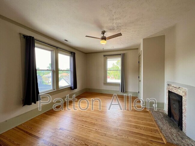 Building Photo - 301 Merrimon Ave