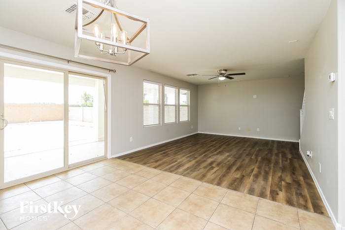 Building Photo - 1137 Leslie Cir