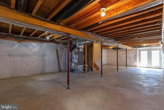 Building Photo - 59 Stork Ln