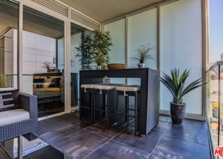 Building Photo - 6250 Hollywood Blvd