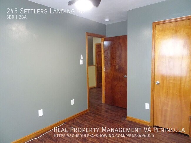 Building Photo - 245 Settlers Landing Rd