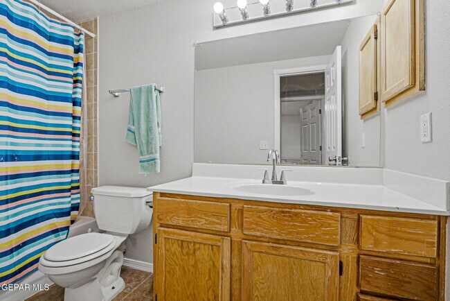 Building Photo - 3828 Tierra Aurora Dr