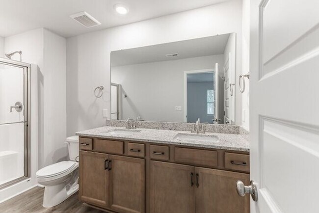 Building Photo - Coming soon-6 or 12 month lease is available