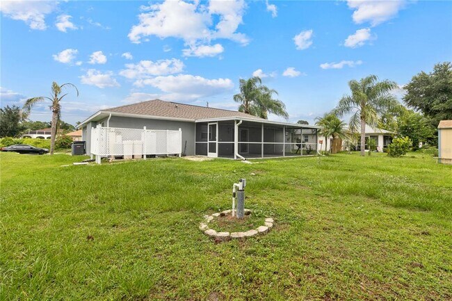 Building Photo - 2745 Nellie Ln