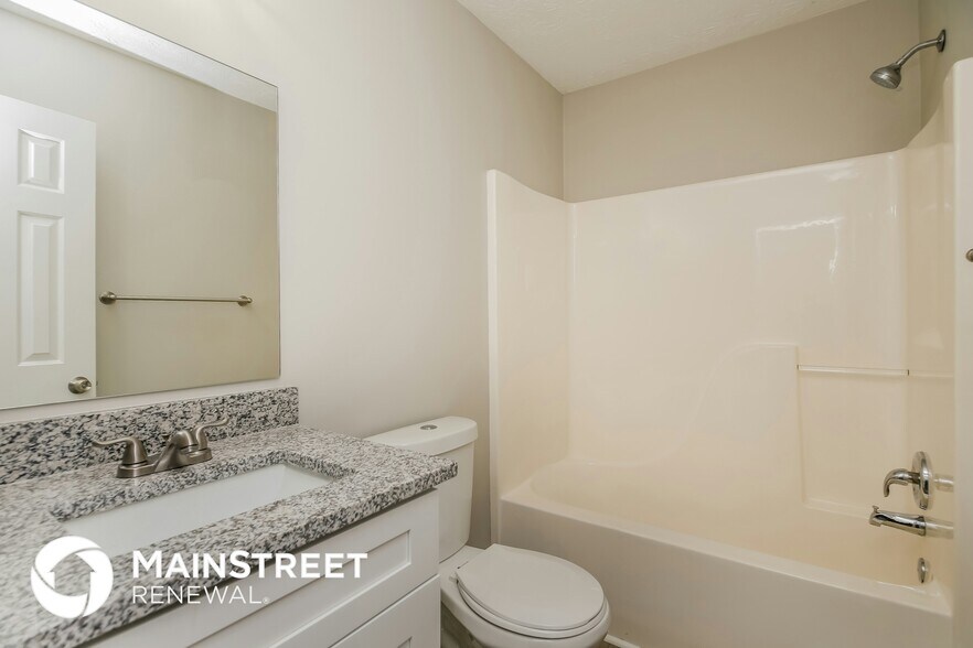 Building Photo - 34 Canter Ln