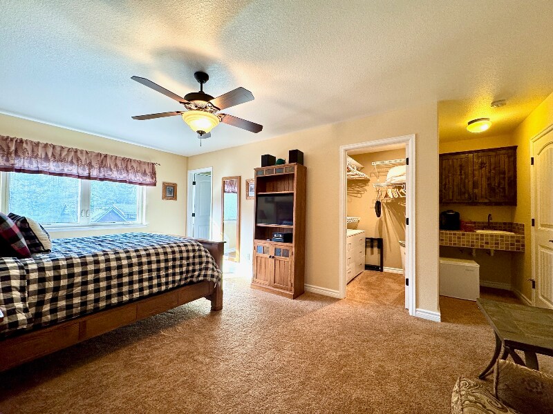 Building Photo - 153 Oakmont Lp