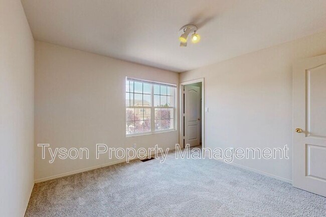 Building Photo - 6316 Dante Ln NW
