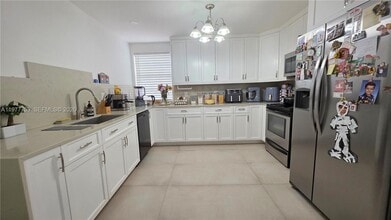 Building Photo - 15856 SW 112th Terrace