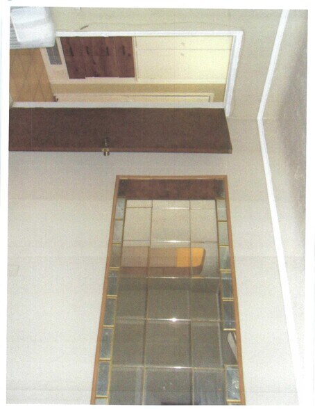 Building Photo - 1003 E Bridger Ave