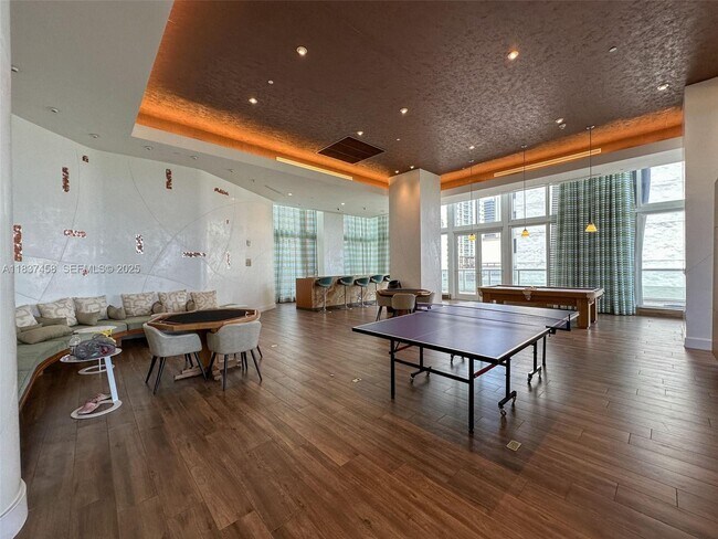 Building Photo - 50 Biscayne Blvd