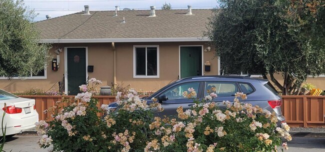 Primary Photo - 212 12th Ave