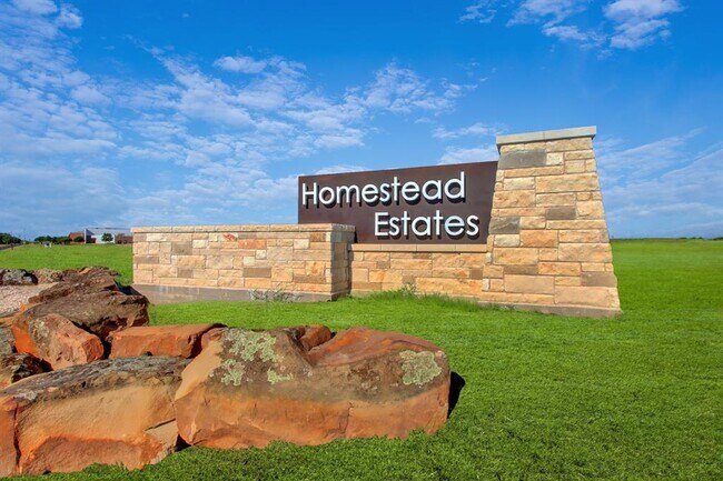 Building Photo - 18420 Stellers Sea St