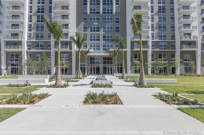 Building Photo - 8217 SW 72nd Ave