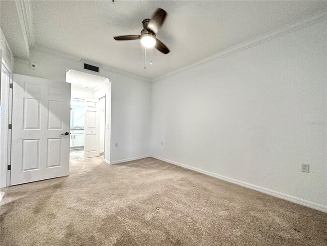 Building Photo - 14061 Heritage Landing Blvd