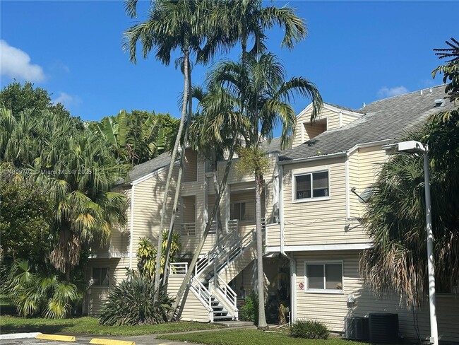 Primary Photo - 3413 NW 44th St