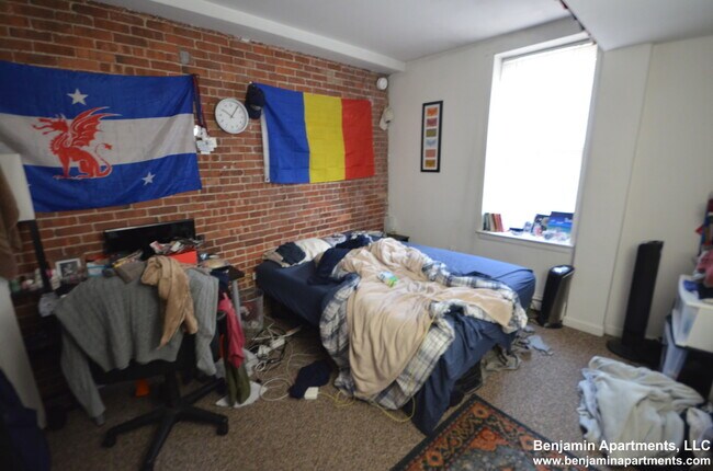 Building Photo - 480 Massachusetts Ave