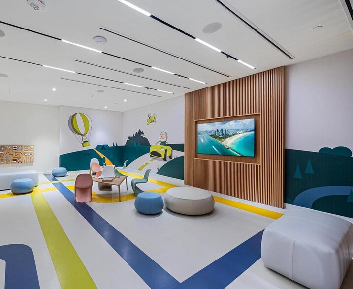 Building Photo - 300 Biscayne Boulevard Way