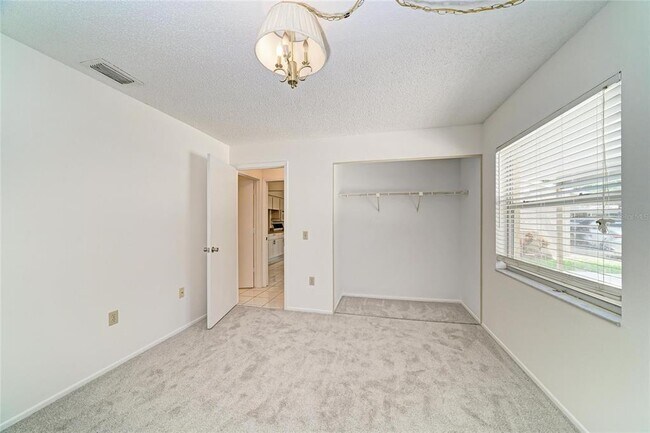 Building Photo - 4863 Village Garden Dr