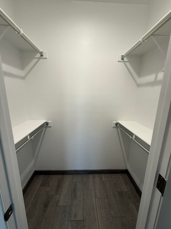 Building Photo - 803 N Van Alstine St