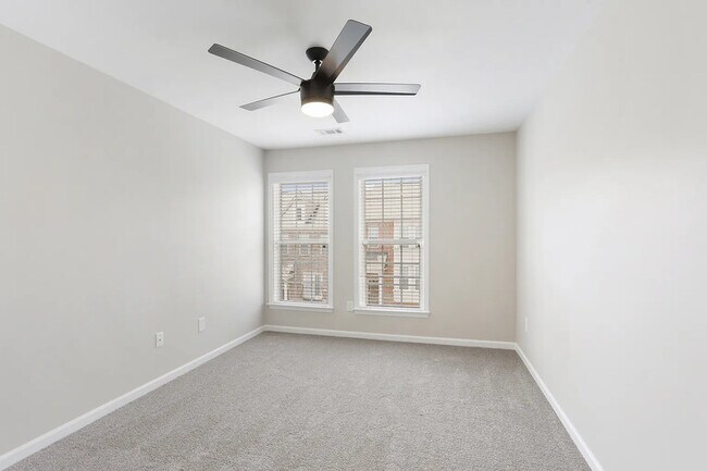 Building Photo - 5113 Kempsford Ct