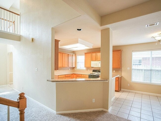 Building Photo - 21645 Forest Colony Dr