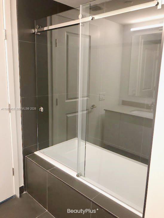 Building Photo - 1600 NE 1st Ave