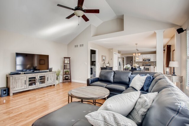 Building Photo - 4035 Schillinger Dr