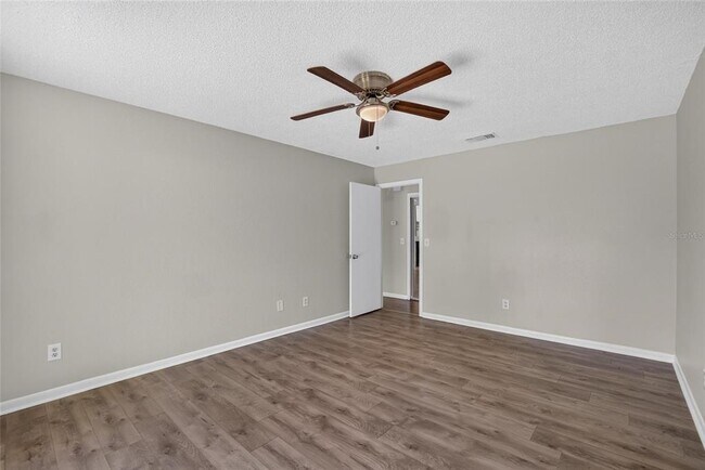 Building Photo - 1206 Sail Way