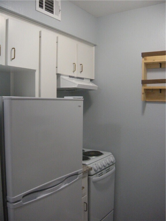 Building Photo - 3400 Speedway-