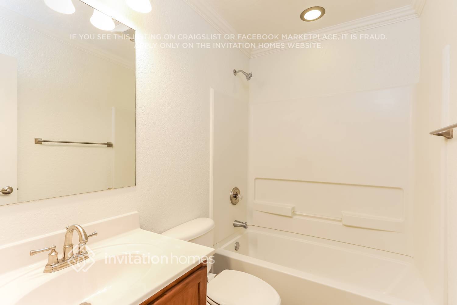 Building Photo - 8522 Silver Brush