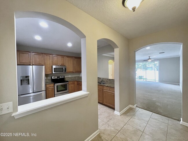 Building Photo - 3676 Hartsfield Forest Cir