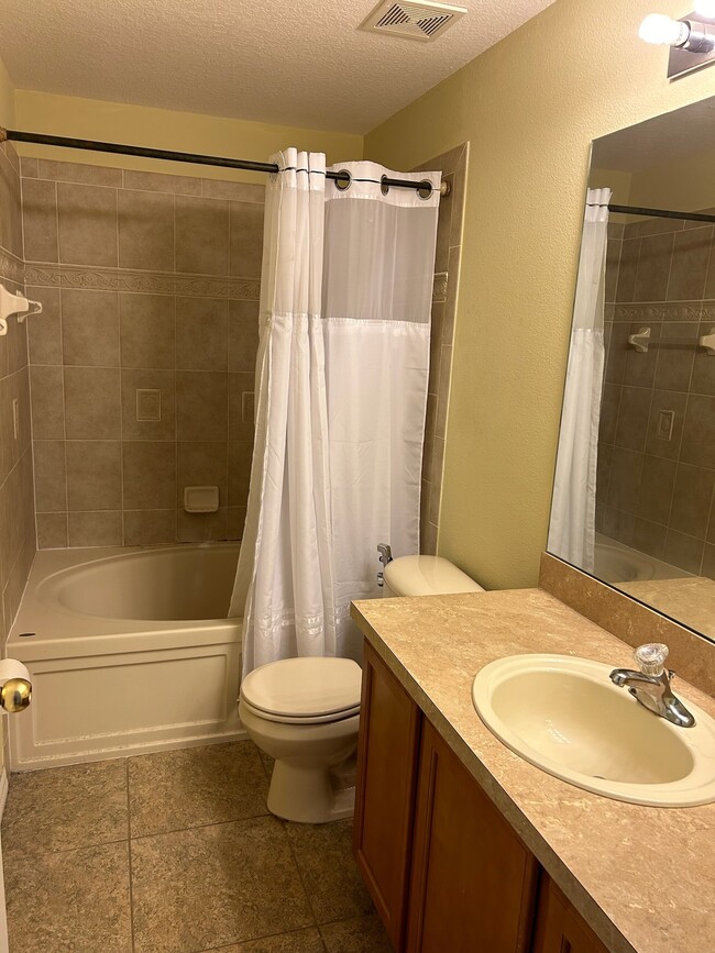 Building Photo - 5313 River Rock Rd