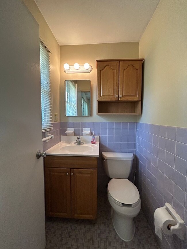 Building Photo - Charming 3 bedroom Home for Rent in Floris...