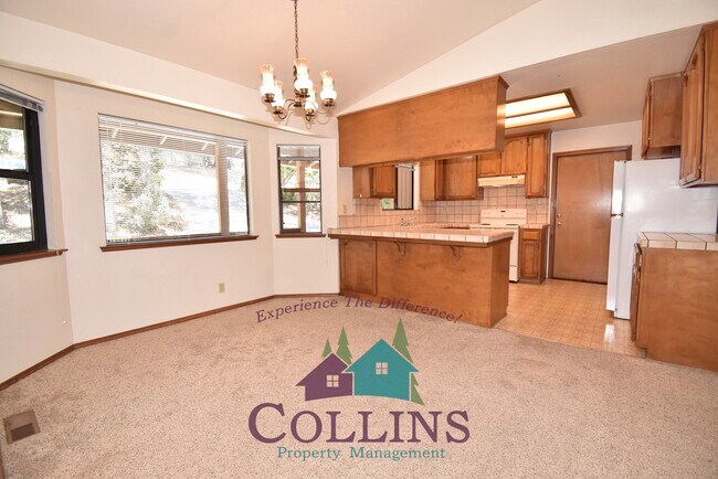 Building Photo - 20468 Chaparral Cir