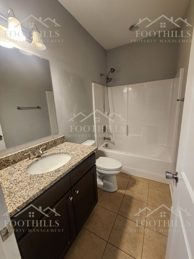 Building Photo - 1413 Dunn Rd