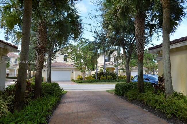 Building Photo - 1591 Passion Vine Cir