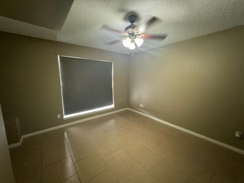 Building Photo - 1900 Bay Area Blvd