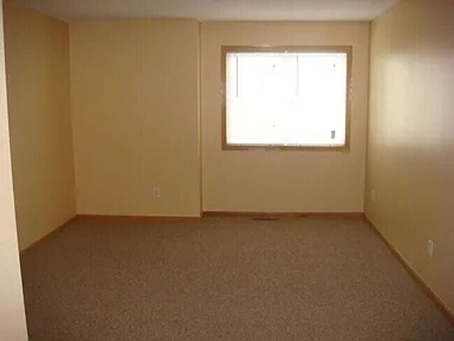 Building Photo - 10875 181st Ln NW