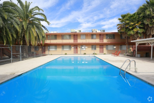 Building Photo - University Gardens Apartments