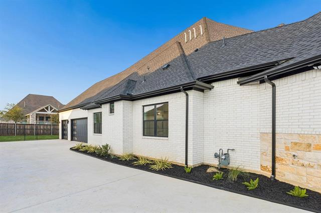 Building Photo - 312 Carrington Dr