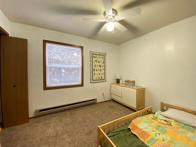 Building Photo - 1505 Well St